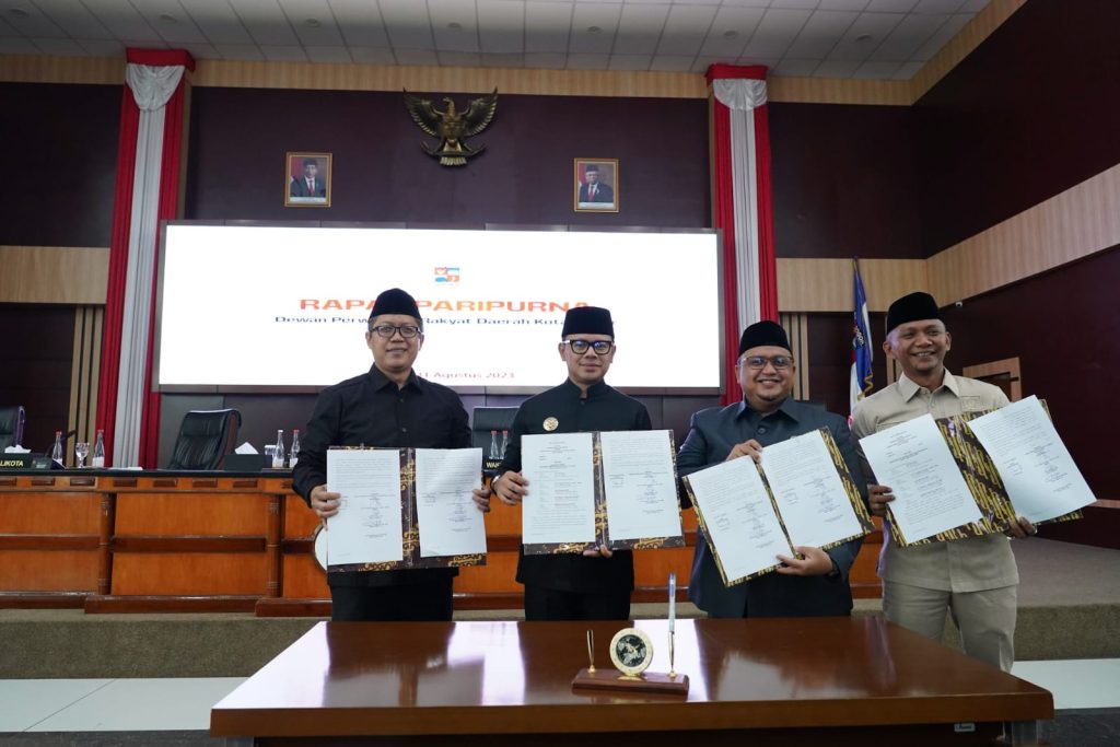 Rapat Paripurna DPRD dan Pemkot Bogor di Gedung DPRD Kota Bogor Kamis (31/8/2023)